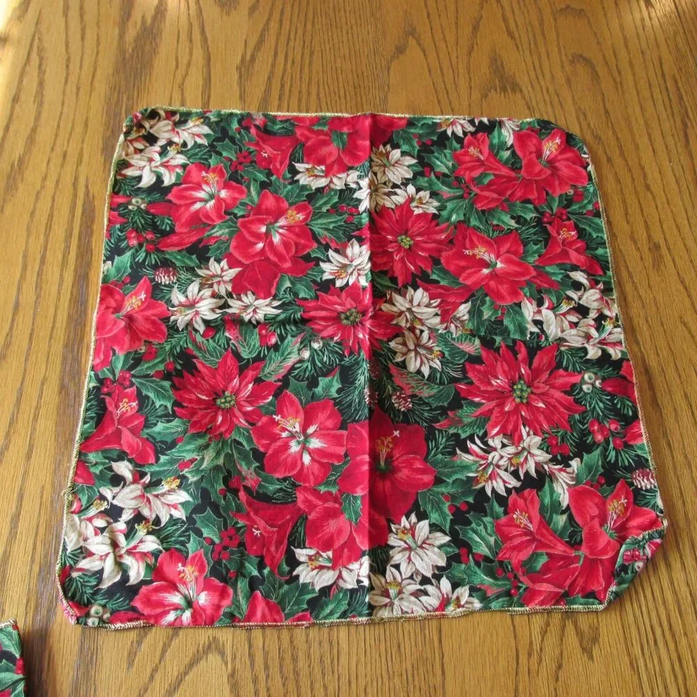 Joan Messmore Christmas Napkins Poinsettia Amaryllises Cranston set of 7 Vintage